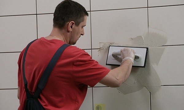 Как затирать швы на плитке на стене - затирка швов своими руками | slep-kostroma.ru